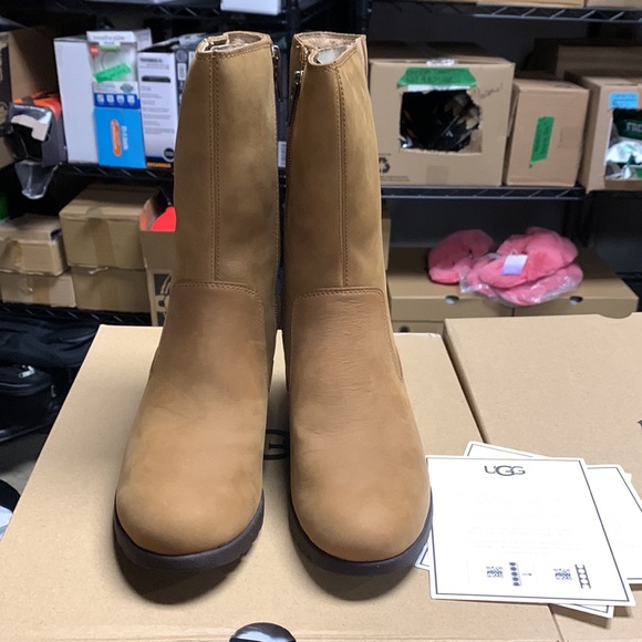 UGG Joely Shearling Lined Wedge Boot Chestnut Leather, Womens Size 6 US/ 37 EU - Picture 1 of 8